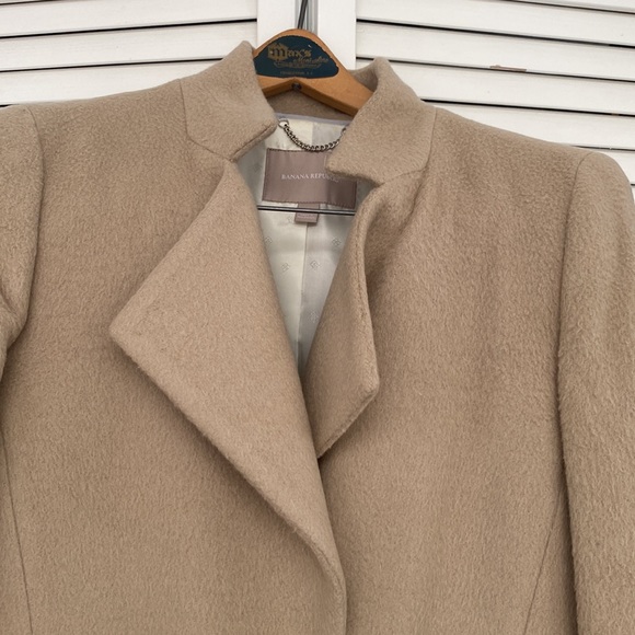 Banana Republic Coat - Picture 2 of 8
